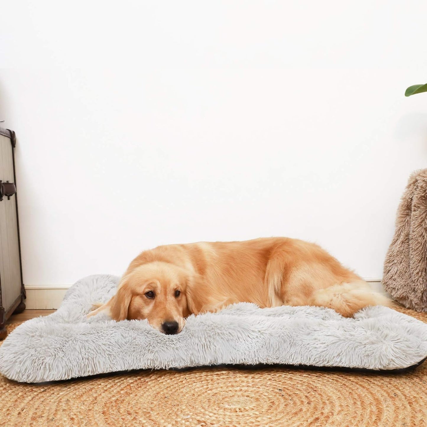 X-Large Calming Dog Bed Crate Pad - Machine Washable Grey Mat for Large Dogs